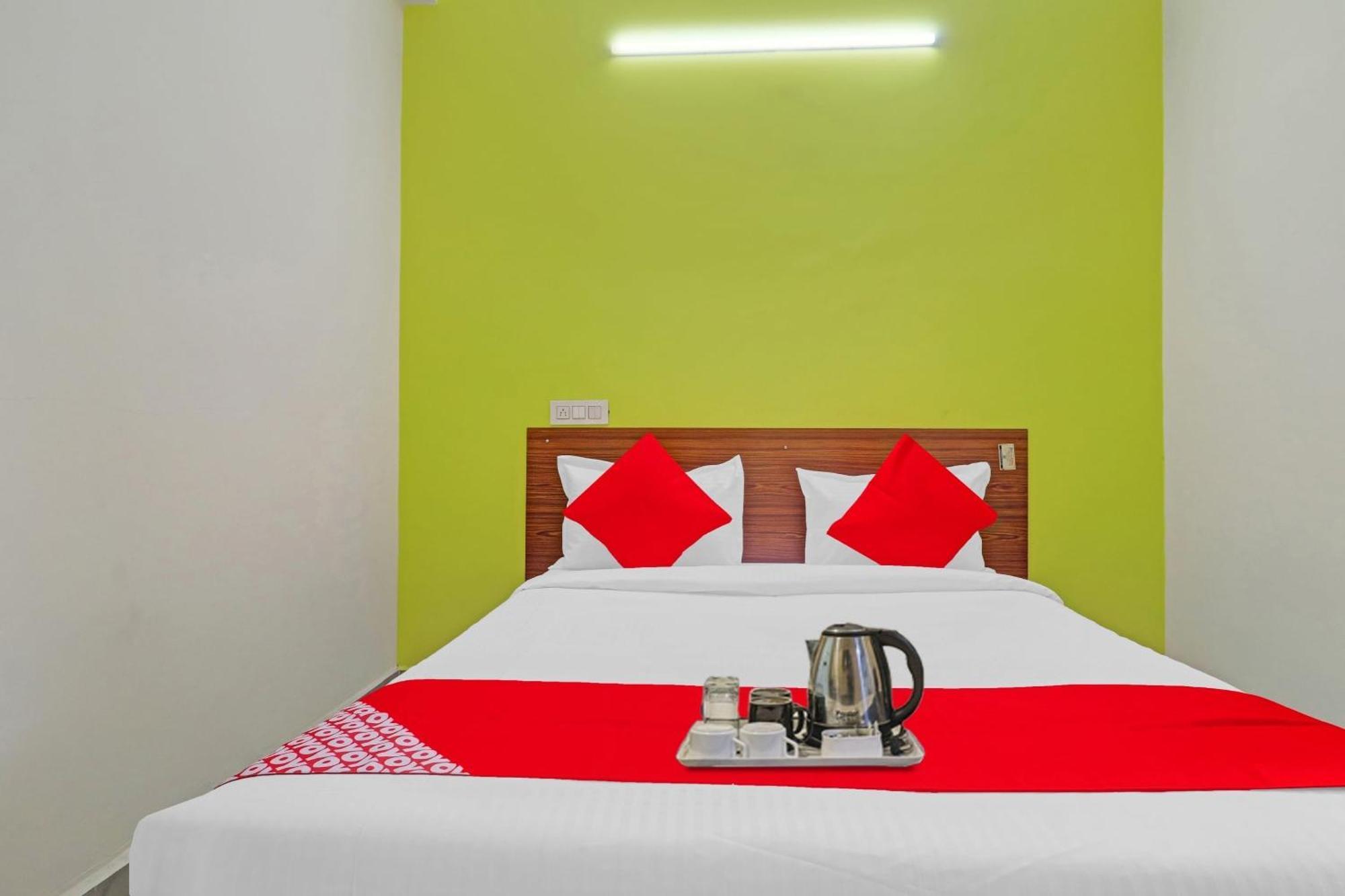 Super Collection O Elite Stay Near Habsiguda Metro Station Haiderabad Buitenkant foto